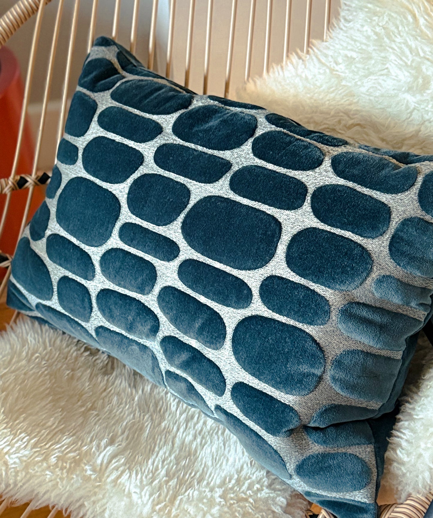 PEBBLE | cushion